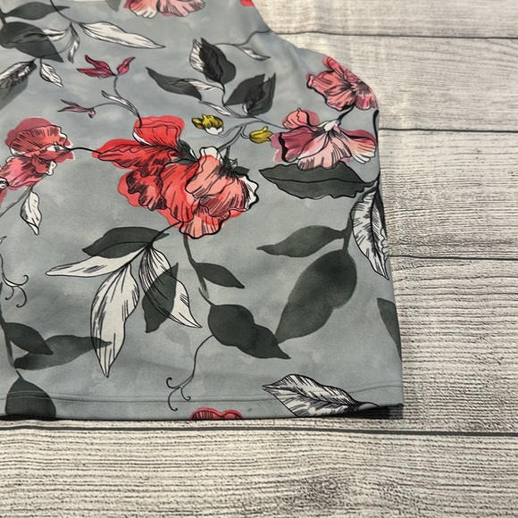 Women’s Athleta floral print Conscious Crop size 2X - Picture 8 of 14